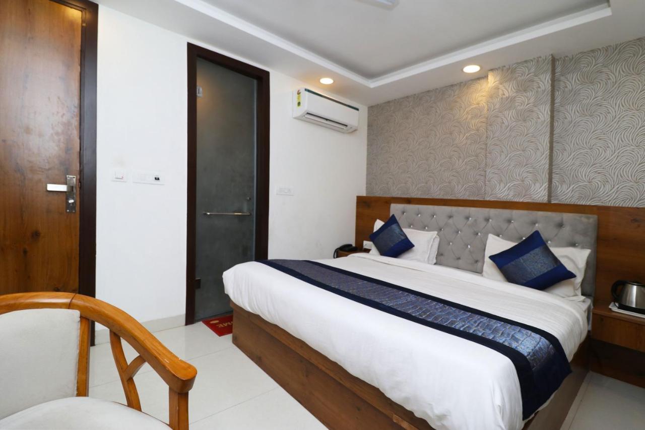 Belwood Suites - Near Airport 3* New Delhi