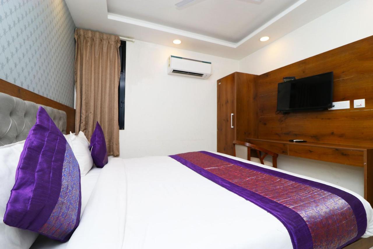 Belwood Suites - Near Airport
