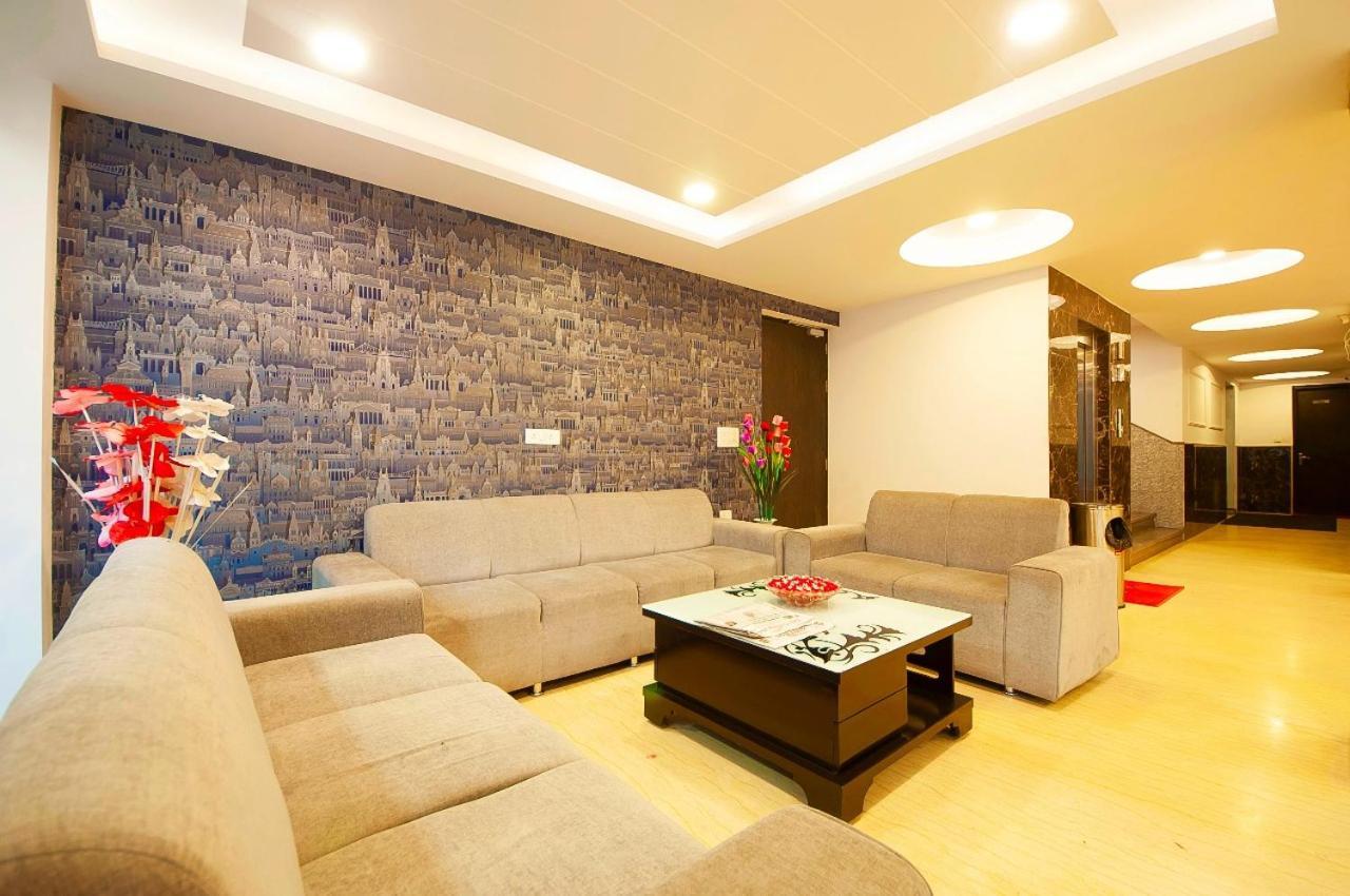 Belwood Suites - Near Airport 3* New Delhi